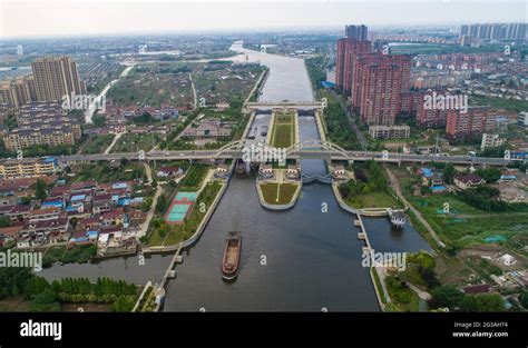 海安屬南通哪個縣：海安在中國江蘇省南部，地處滬寧高速鐵路之側，是江蘇省南通市的一個重要城市。